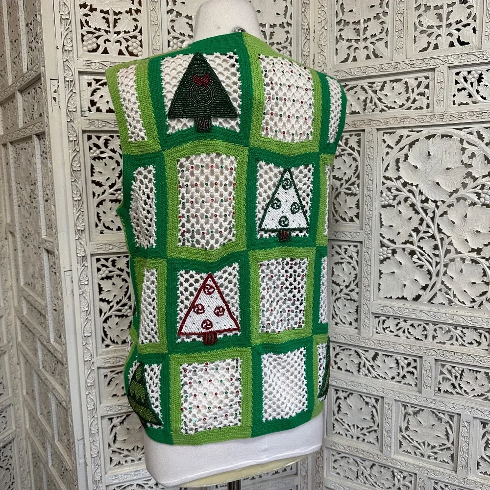 Vintage rare beaded Christmas holiday crochet zip up vest size medium‎